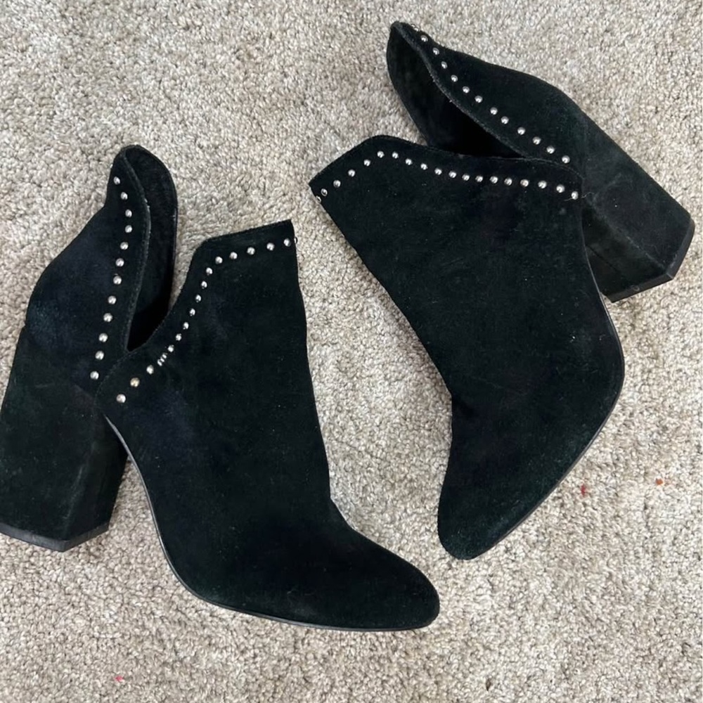 Black suede Steve Madden booties